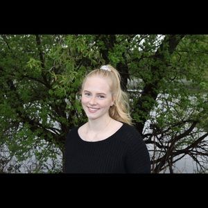 Meet your Posher, Kaela